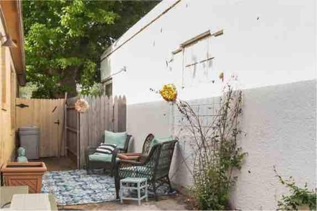 Luxury Oasis- 1 Bedroom Romantic Getaways Lubbock Exterior foto