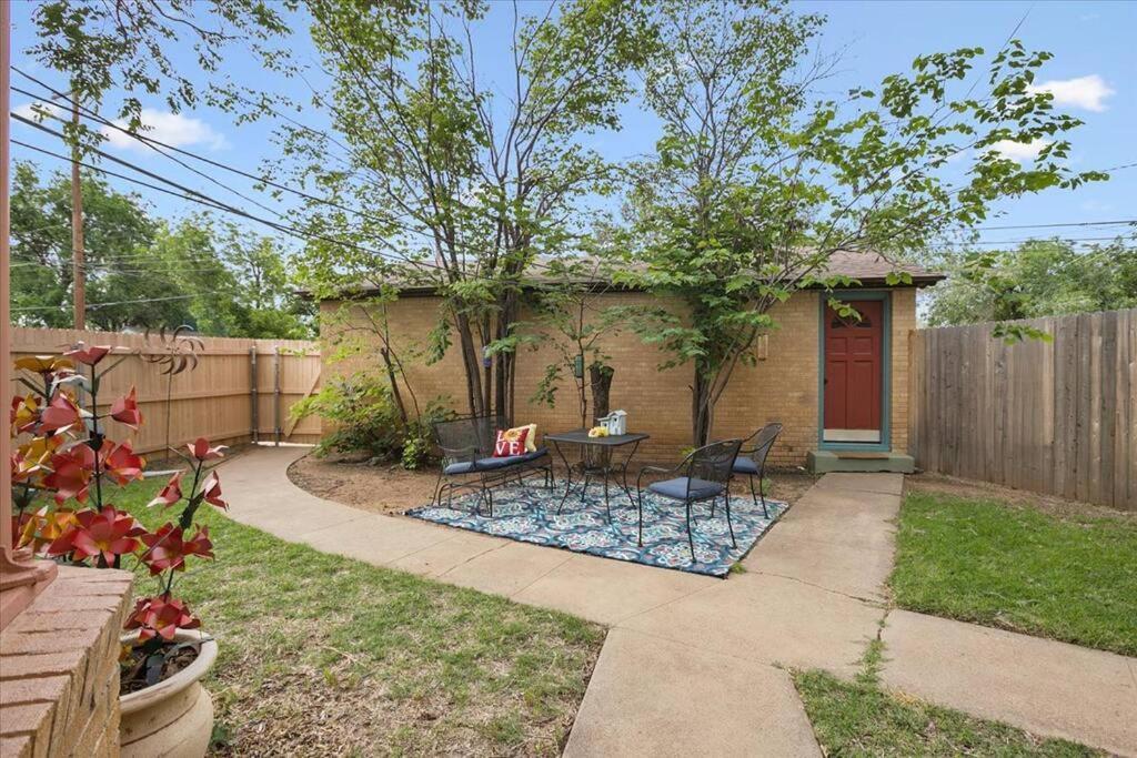 Luxury Oasis- 1 Bedroom Romantic Getaways Lubbock Exterior foto
